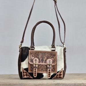 Bolso Speedy de cuero vacuno con detalle floral en relieve y detalles de tablero de ajedrez, estilo casual, cierre de cremallera - Product Image 1