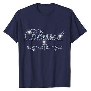 Camiseta premium con pedrería y diseño de cristales brillantes, tela de algodón suave, corte elegante, perfecta para fiestas y uso casual. - Product Image 5