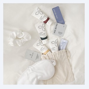Cuidado corporal femenino coreano K-Beauty Syu Eau de Silk Sericin Kit de viaje 30ml 4 Hecho en Corea Sets de regalo para baño y ducha - Product Image 6