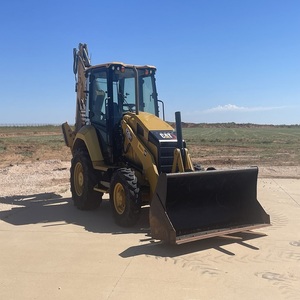 Chargeuse-pelleteuse CAT 420 XE, robuste et conçue pour les projets de construction, en stock et prête à être expédiée aujourd'hui - Product Image 5