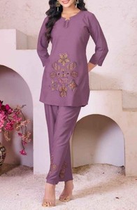 Women's Purple Embroidered Cotton Kurta <b>Set</b> Three Quarter Sleeve Loose Fit Floral Handwork Casual Wear Spring Summer - Product Image 3
