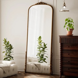 Miroir décoratif de style royal avec cadre en métal finition or, idéal pour la décoration de maison de luxe et les cadeaux, fabriqué en Inde. - Product Image 1