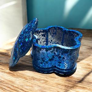 Caja de Joyería de Resina Hecha a Mano de Lujo, Organizador Decorativo de Resina con Diseño Floral, Pequeño Contenedor de Regalo Personalizado - Product Image 4