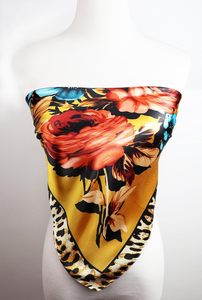 Pañuelo de Satén Personalizado con Estampado Floral, Tipo Seda, Pañuelos Cuadrados para la Cabeza, Pañuelos de Satén para el Cabello para Mujer - Product Image 5