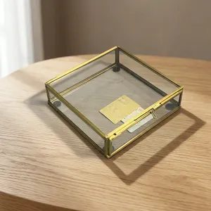 Caja de Joyería de Lujo de Vidrio y Latón con Diseño Artesanal, Marco Metálico Cuadrado, Organizador de Anillos, Collares y Pendientes, para Regalo de Boda, Decoración del Hogar - Product Image 3