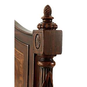 Cama clásica tamaño queen hecha de madera de caoba de alta calidad en color marrón oscuro para uso en dormitorios. - Product Image 4