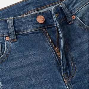 Shorts en jean décontractés pour hommes, coupe classique, taille haute, respirants, délavage clair, été/hiver, avec logo personnalisé - Product Image 4