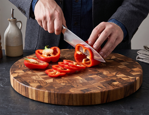 Planche à découper ronde en bois premium Ha Le avec poignée, écologique, pour fromage et viande - Product Image 4