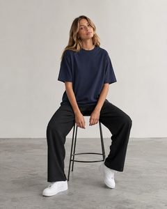 T-shirt ample à col rond pour femme, couleur unie, coupe ample, manches courtes, 100% coton jersey, respirant, à porter toute l'année - Product Image 4