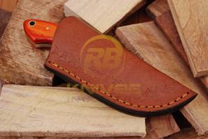 Couteau de chasse artisanal avec manche en bois – Couteau de survie à lame fixe en acier à haute teneur en carbone avec étui en cuir - Product Image 4