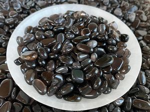 Pierre de cristal naturelle de haute qualité, obsidienne noire polie, pierres concassées, éclats de pierres précieuses de qualité supérieure, acheter en ligne chez Amayra Crystal Exports - Product Image 2