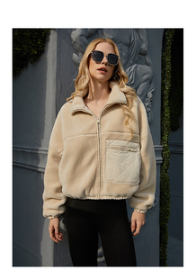 Abrigo de invierno grueso para mujer, color crema, de piel sintética, con cremallera, cuello alto, hombros caídos, bolsillos con parche. - Product Image 3