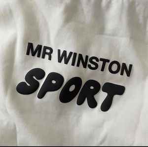 เสื้อฮู้ดดี้ทรงโอเวอร์ไซส์ MR WINSTON SPORT ลายพิมพ์นูน สไตล์วินเทจ หนานุ่ม ใส่ได้ทั้งผู้ชายและผู้หญิง สำหรับสตรีทแวร์ - Product Image 6