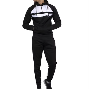 Conjunto Deportivo Informal para Hombre, Sudadera con Capucha y Pantalones Deportivos en Color Negro, con Bloques de Color, Logotipo Personalizado, Dos Piezas, Ropa Urbana - Product Image 3