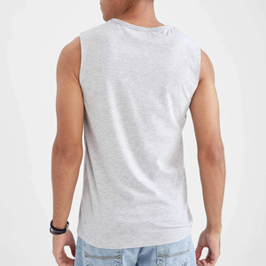 เสื้อกล้ามซับลิเมชั่นคุณภาพสูงสำหรับผู้ชาย เสื้อยืดออกกำลังกายแบบไม่มีแขน เสื้อผ้าสำหรับฝึกซ้อมแบบสั่งทำ - Product Image 4