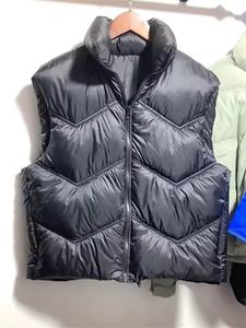 Chaleco Acolchado Impermeable y Cortavientos con Estampado Floral, Chaleco de Invierno sin Mangas, Ropa de Calle de Moda, Talla Grande, Reversible y Transpirable - Product Image 6