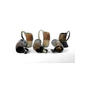 Cuerno de Bebedero Vikingo de Búfalo Hecho a Mano, Accesorio Ecológico Natural y Saludable con Diseño Vintage y Asa - Product Image 1