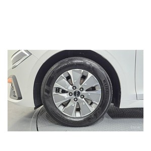 Kia K5 Prestige 2024, 17,771 km, Automático, Asientos de Cuero, Volante a la Izquierda, Norma de Emisiones Euro V, Cámara Trasera - Product Image 5