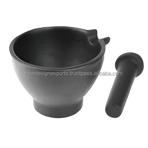 Mortero y Maja de Hierro Fundido con Interior Texturizado de Grado Profesional para un Agarre Máximo - Product Image 5