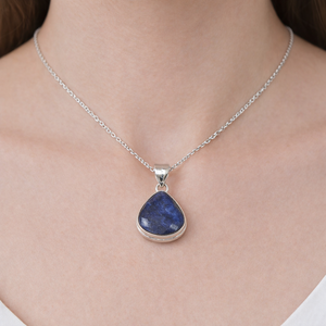 พลอยแซฟไฟร์ธรรมชาติ925สเตอร์ลิงเงินแฮนด์เมดสร้อยคอจี้หยดน้ำตาแบบเหลี่ยมเพชรพลอยของขวัญเครื่องประดับที่ไม่เหมือนใครสำหรับเป็นของขวัญคริสต์มาส - Product Image 4