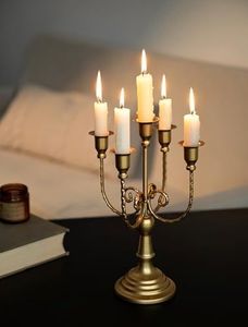 Candelabro de latón con cinco brazos para decoración del hogar, diseño duradero - Product Image 5