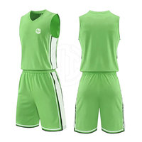 Uniformes de basket-ball en polyester respirant personnalisables OEM pour équipes masculines adultes avec logo personnalisé imprimé, design de haute qualité