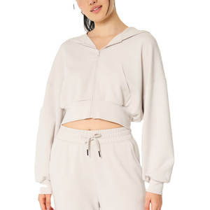 เสื้อฮู้ดดี้ครอปท็อปทรงโอเวอร์ไซส์คุณภาพสูงสำหรับผู้หญิงไซส์พลัส ปักลายและพิมพ์ลาย สไตล์ฮิปฮอป พร้อมป้ายกำกับสั่งทำพิเศษ - Product Image 6