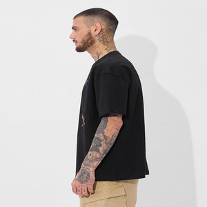 Fabricant de vêtements pour hommes Streetwear graphique imprimé personnalisé T-shirt pour hommes T-shirt en coton à épaules tombantes surdimensionnées pour hommes - Product Image 4