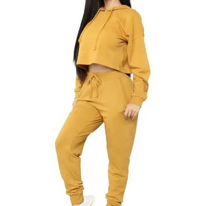 Sweat à capuche court noir et pantalon de jogging assorti, couleur unie, en molleton bouclette, coupe oversize décontractée, tenue d'automne unisexe, coupe classique - Product Image 2