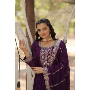 Vestido de Noche Negro con Dupatta de la Colección LW-9179 de LIKSHA, Talla M-38 - Product Image 6