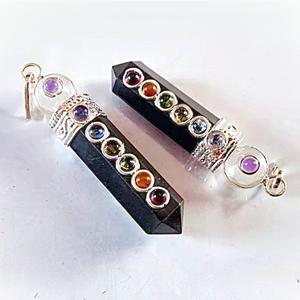 Venta al por mayor de 2 piezas de colgantes de chakra hechos a mano de ágata y turmalina, cuarzo rosa negro, piedras de mascota de Feng Shui, arte curativo con gemas. - Product Image 1