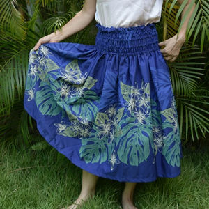 Vestido Maxi Casual Ligero y Fluido con Bordado Floral Tropical Hawaiano para Mujer, Ideal para Otoño y Playa - Product Image 3