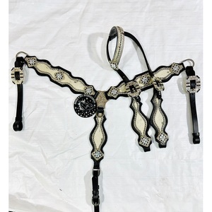 Ensemble de têtière et collier de poitrail pour cheval Western, en cuir noir, orné de strass et de motifs floraux, confortable et durable, pour l'équitation - Product Image 1