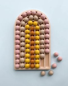 Jouets de train en bois pour bébés pour l'apprentissage des couleurs, la reconnaissance des objets, le jeu imaginatif et le développement de la motricité fine - Product Image 1