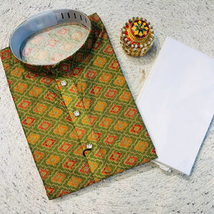 Conjunto de Kurta y Pijama Tradicional para Hombre con Jacquard y Pantalón de Algodón - Product Image 1