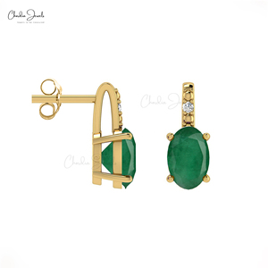 Productos Destacados: Pendientes Auténticos de Esmeralda Zambiana y Diamantes de 6x4mm con Cierre a Presión de Oro Fino de 14k, Proveedor Mayorista - Product Image 1