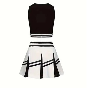 Uniformes de cheerleading de haute qualité à bas prix, fabriqués en spandex/polyester, couleurs et designs personnalisés, impression numérique pour le cheerleading - Product Image 2