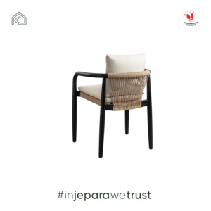 Fauteuil en rotin moderne avec coussin, mobilier d'extérieur, design contemporain, fabriqué en Indonésie - Product Image 4