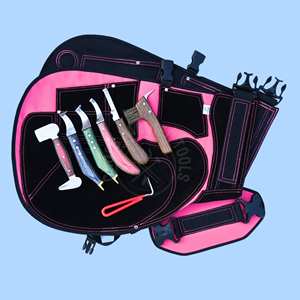 Ensemble d'outils de sécurité pour fermeur avec tablier, protège-jambes en cuir, couteau à sabots vert, brosse de polissage, dégrossisseur de sabots et couteau à sabots à boucle en laiton - Product Image 1