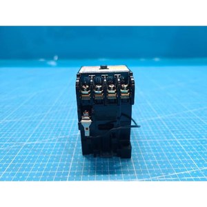 Microcontrôleur Hitachi H8C 8 bits d'occasion – Pièces détachées d'équipement semi-conducteur de génération précédente - Product Image 6