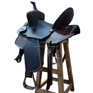 Selle de cheval de course Western Barrel exclusive de haute qualité en cuir véritable avec selle respirante confortable incurvée à la main - Product Image 1
