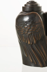 Urne funéraire personnalisée de luxe en métal finition bronze avec ailes d'ange sculptées, fournisseur d'usine pour commémoration et rangement funéraire - Product Image 5