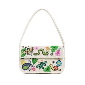 Magnifique sac à bandoulière brodé à la main avec des motifs floraux colorés, design élégant et artisanat traditionnel de qualité. - Product Image 1