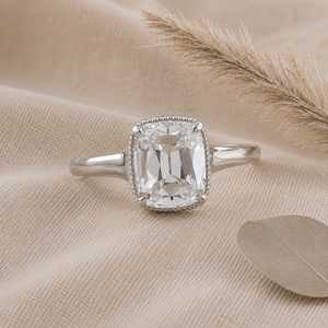 Bague de fiançailles solitaire en diamant de laboratoire taille coussin allongée 2,50 carats, style « Old Mine », en or massif 10K 14K 18K, bijoux fins - Product Image 5
