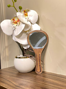 Espejo de mano de cuero con herramientas de alta calidad, espejo de mano de maquillaje de cuero tallado para mujeres occidentales, espejo Vintage, el mejor regalo para ella - Product Image 3