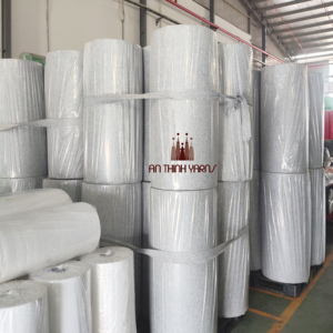 Rouleaux de tissu non tissé de haute qualité pour applications industrielles et de meubles – Respirant, imperméable, durable |   Approvisionnement d'usine - Product Image 2