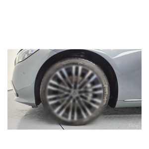 Mercedes-Benz Clase S S450L 4MATIC Modelo de Julio de 2023 con 17,266 km, Caja de Cambios Automática, Asientos de Cuero, Cámara Trasera - Product Image 5