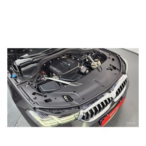 BMW GranTurismo GT 620d xDrive M Sport Diesel Automatique 2022, 20 776 km, Volant à Gauche - Product Image 6