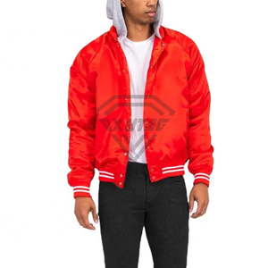 Chaqueta de béisbol informal de satén para hombre, de invierno, con capucha, de poliéster, con botones decorativos personalizados, tela de satén, chaqueta universitaria bordada. - Product Image 2