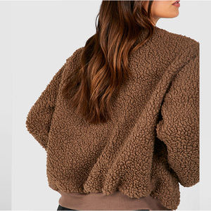 Fabricant de vêtements sur mesure : Vestes pour femmes, streetwear, hiver, chaudes, tendance, unies, longues, coupe ample - Product Image 5